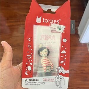 Tonies Alma Story Figure - Red Stripe